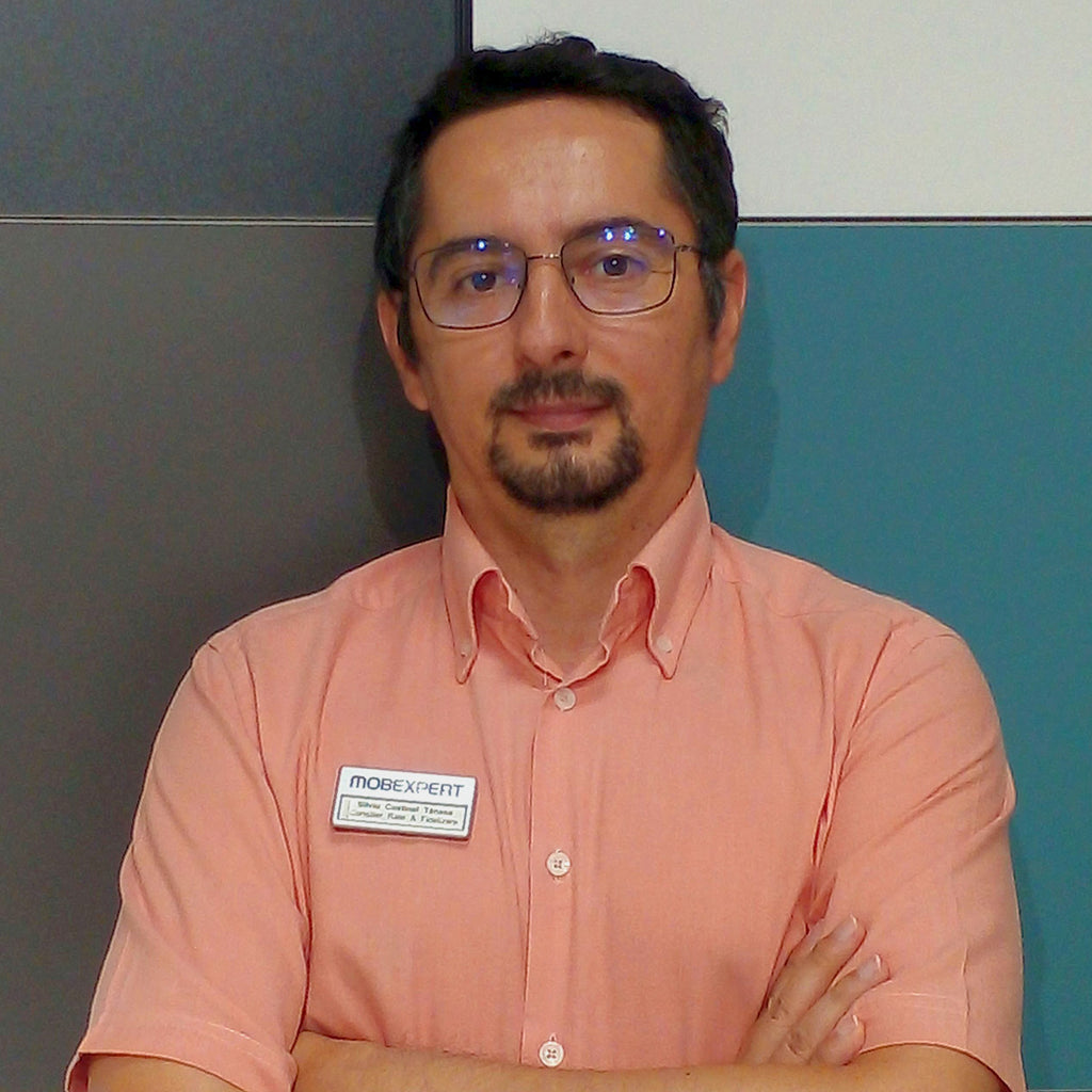 #OameniiMobexpert - Silviu: „Clienții sunt cei care dau culoare zilei”