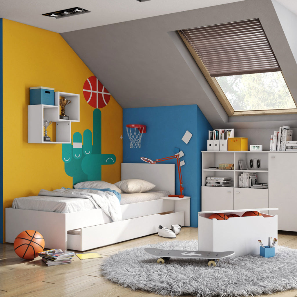 Spații pentru depozitare. Mobilier multifuncțional în camera copiilor
