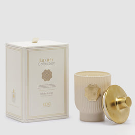 WHITE LOTUS Lumânare parfumată