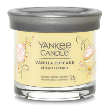 SIGNATURE Lumânare parfumată