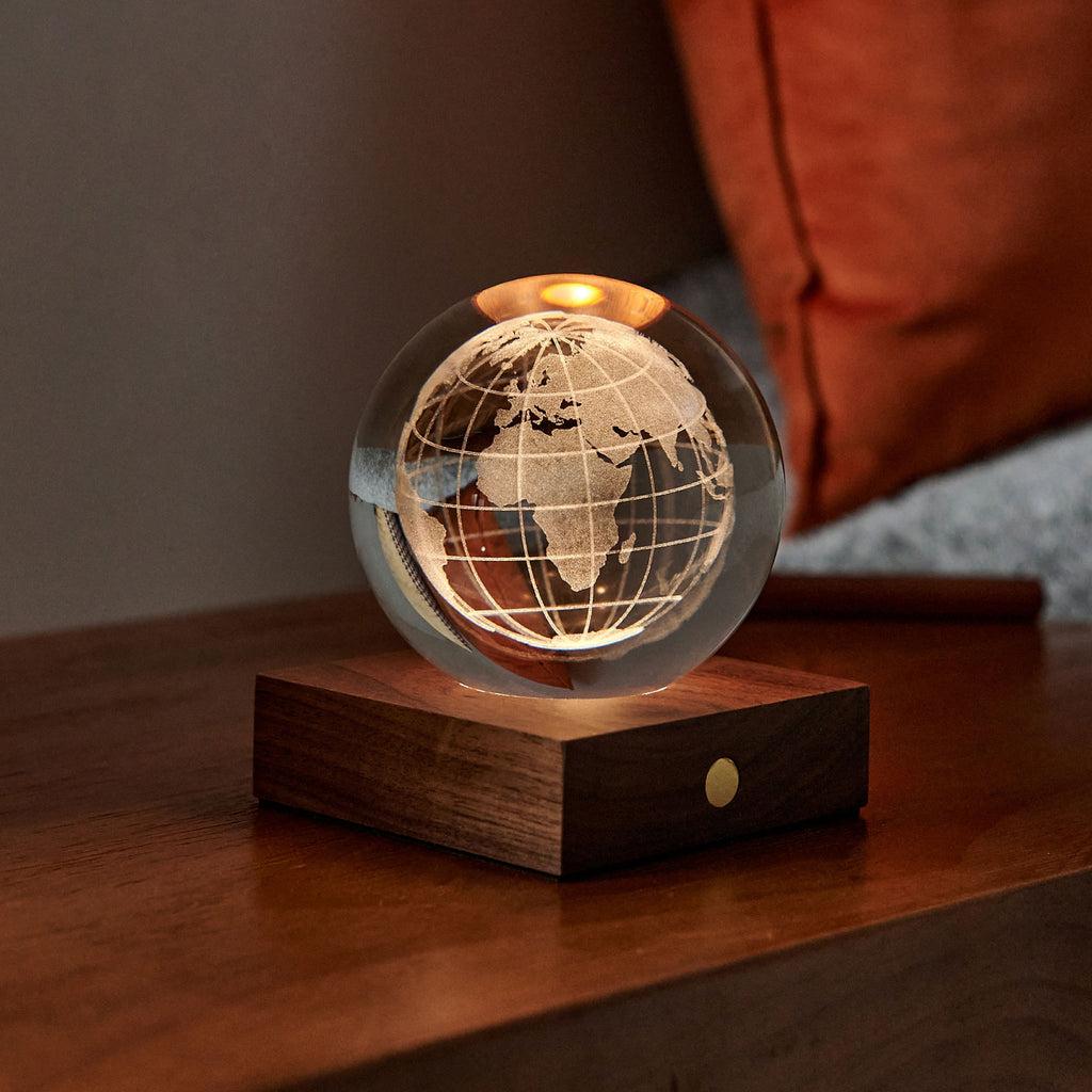 AMBER CRYSTAL WORLD GLOBE Lampă decorativă de la Mobexpert