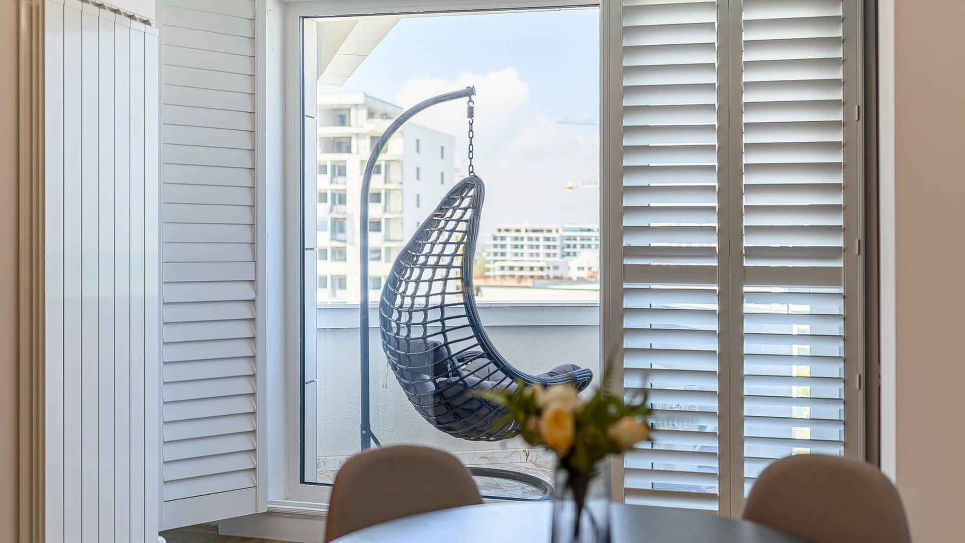 OBLOANE DE INTERIOR by Shutters Factory - Mobexpert OBLOANE DE INTERIOR by Shutters Factory - Mobexpert