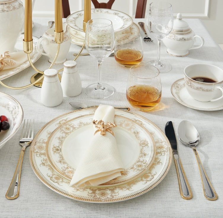 Cum aranjezi o masă festivă: Idei, poze și sfaturi practice pentru un decor fabulos