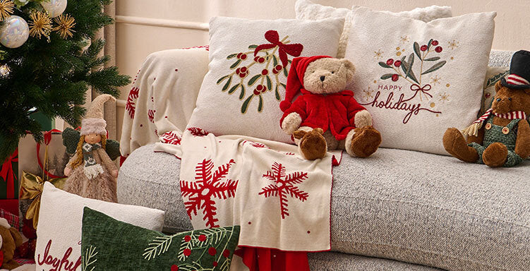 EXTRA REDUCERE la produsele din colecția pentru Crăciun de la Mobexpert