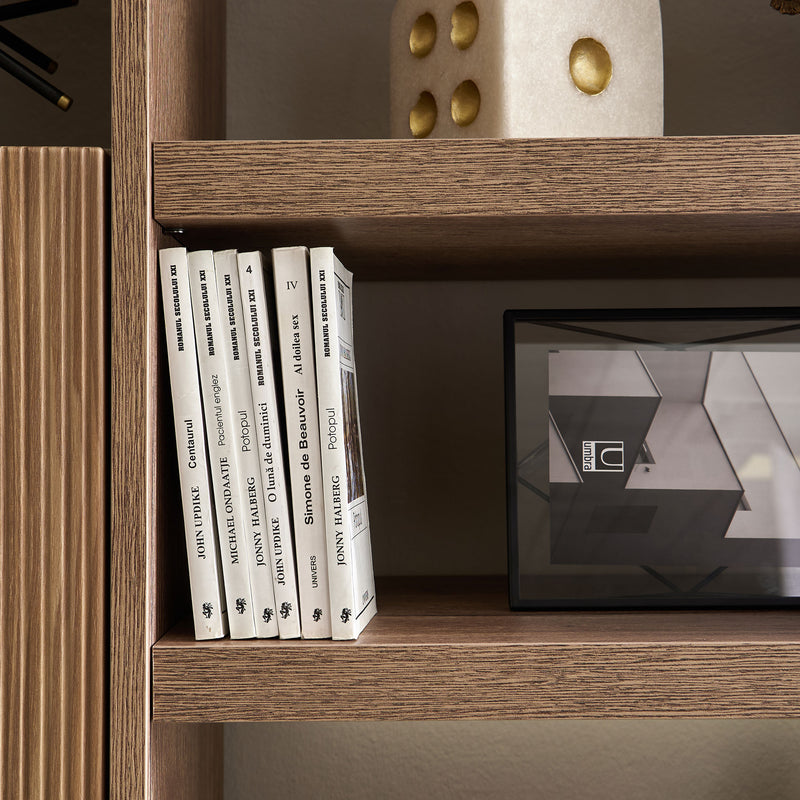 METROPOLIS Bibliotecă