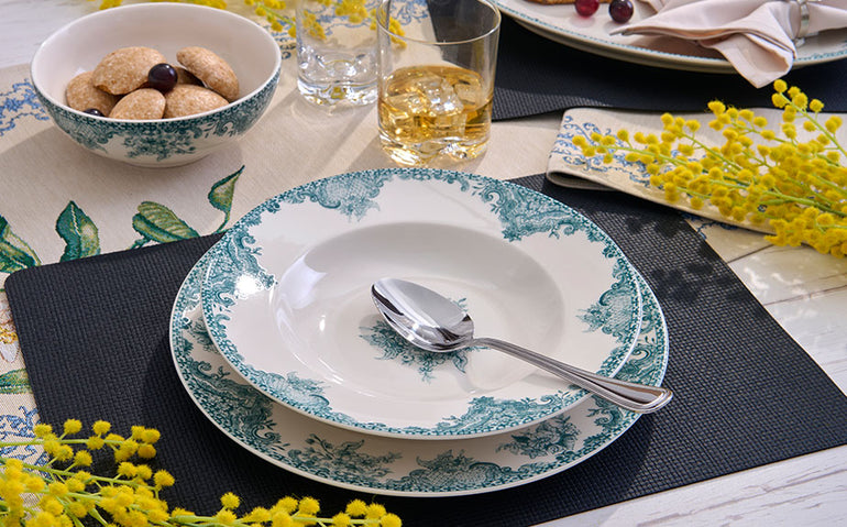 20% REDUCERE la o selecție de veselă, tacâmuri, textile pentru masă și ustensile de gătit de la Mobexpert 