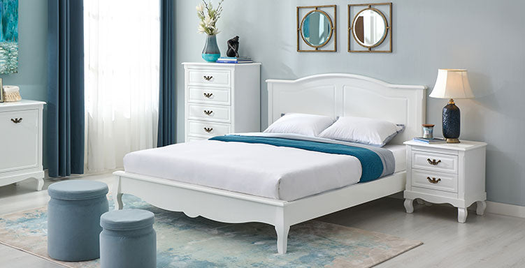 Sărbătorim românește: Cumpără de minim 1.000 lei dintr-o selecție de mobilier Fabricat în România și primești 20% REDUCERE de la Mobexpert