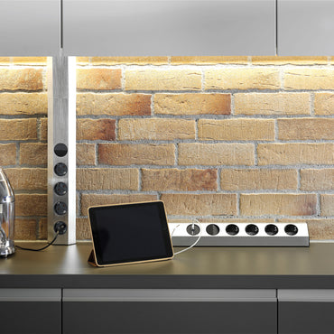 CASIA Prize pentru blat, 4 Schuko, USB și întrerupător