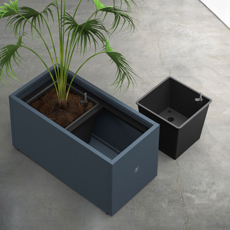 PLANTER METAL Ghiveci cu sistem auto-udare