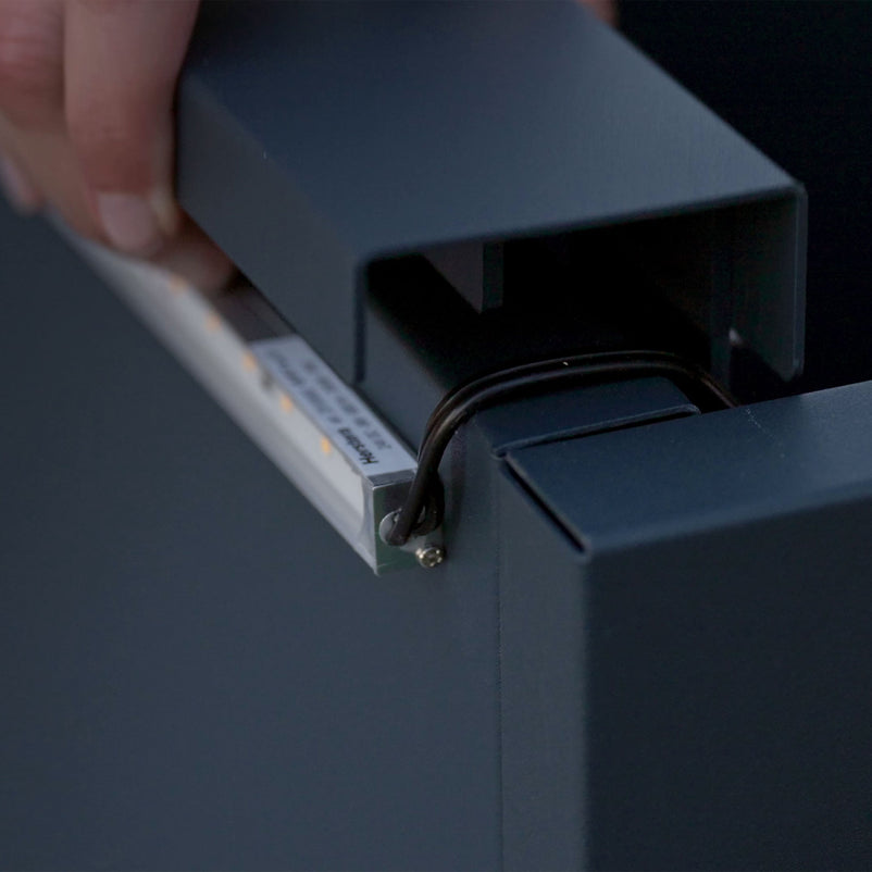 PLANTER METAL Suport lumină jardinieră