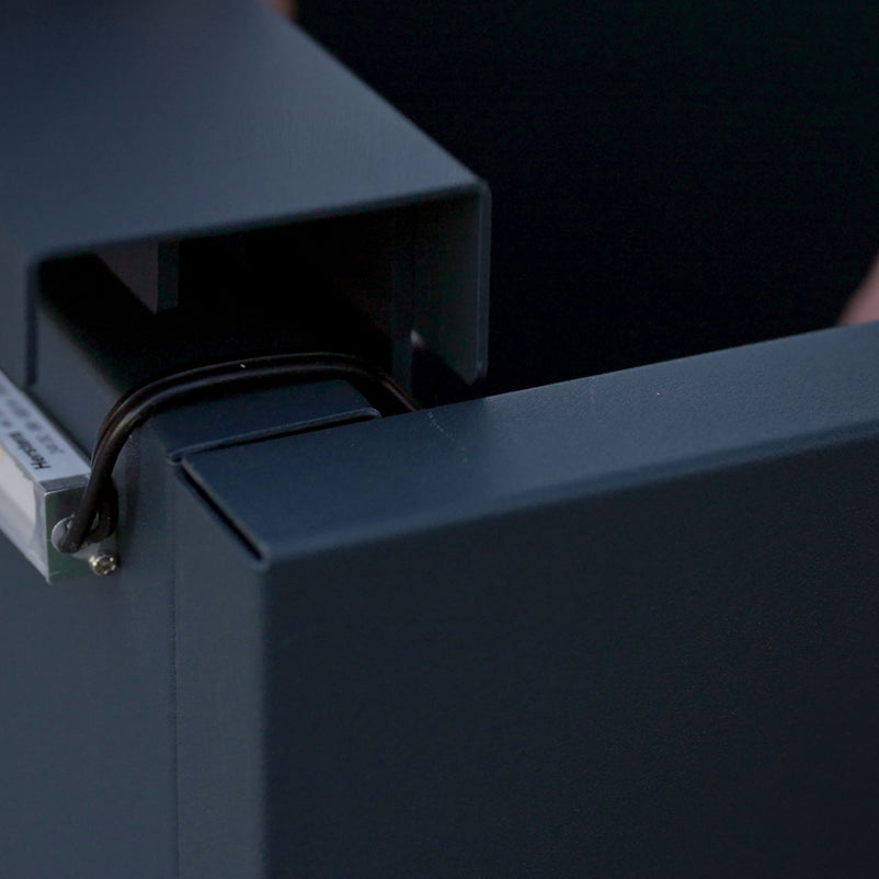 PLANTER METAL Suport lumină jardinieră