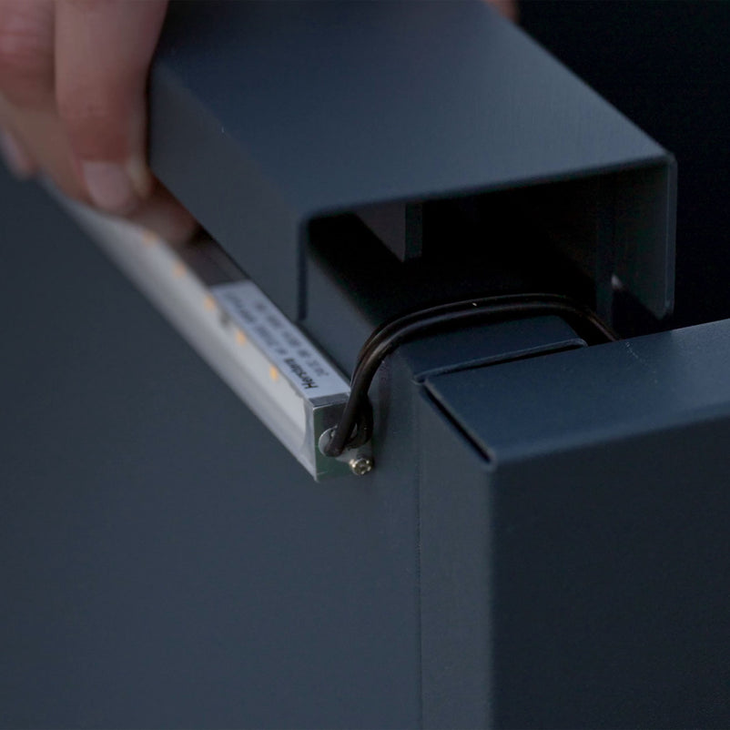 PLANTER METAL Suport lumină jardinieră