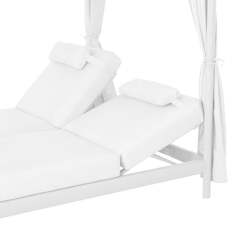 HILTON Pat de zi, exterior