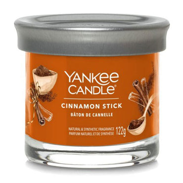 SIGNATURE Lumânare parfumată