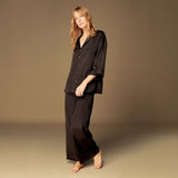 negru / M