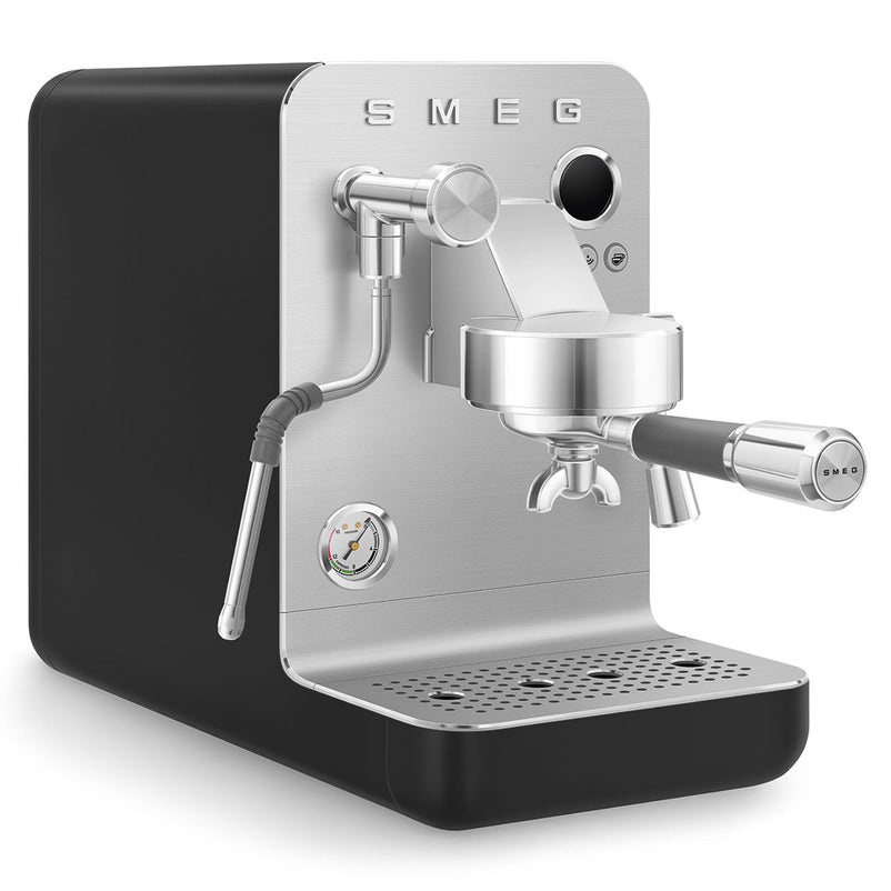 SMEG Espressor cu dispozitiv spumare, 1700W