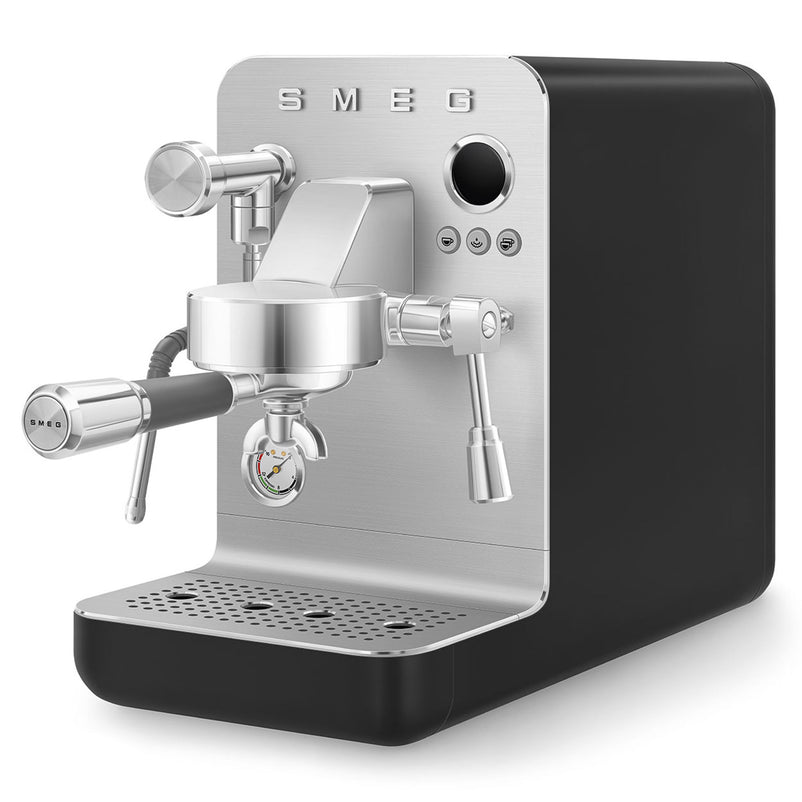 SMEG Espressor cu dispozitiv spumare, 1700W