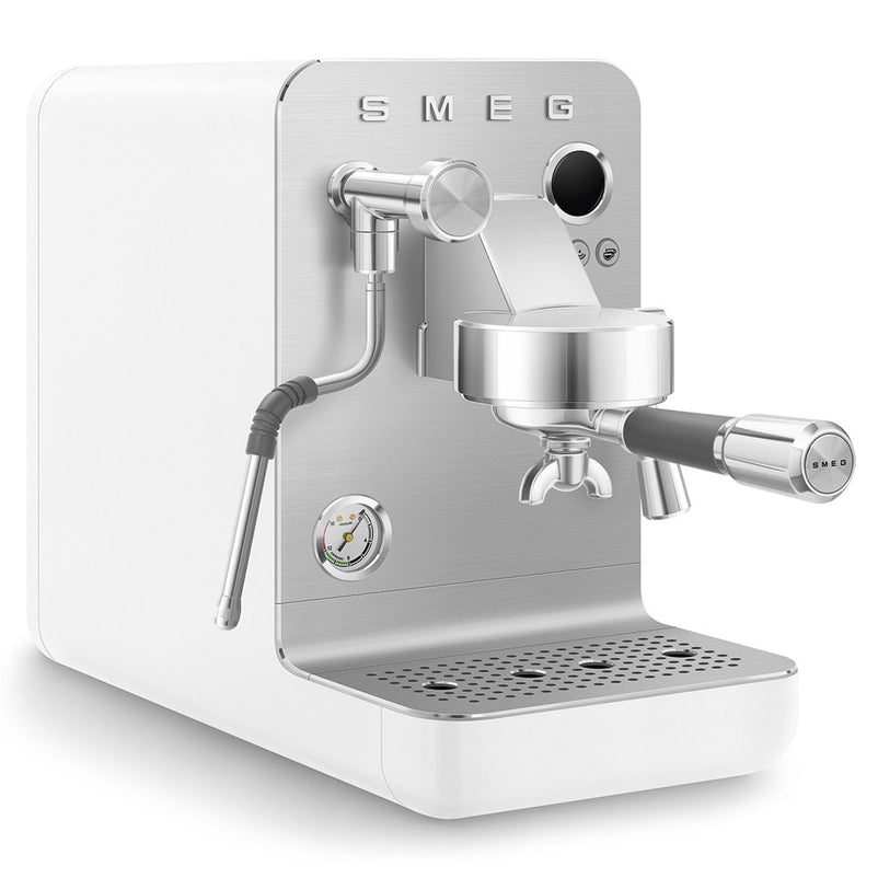 SMEG Espressor cu dispozitiv spumare