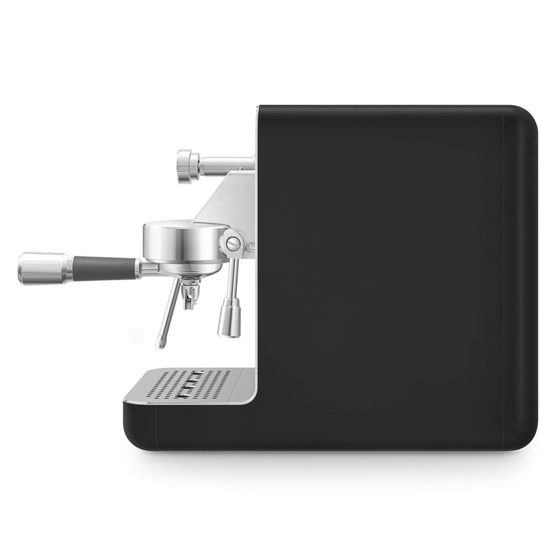 SMEG Espressor cu dispozitiv spumare, 1700W