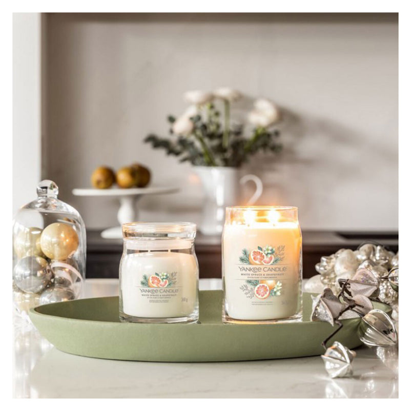 SIGNATURE Lumânare parfumată