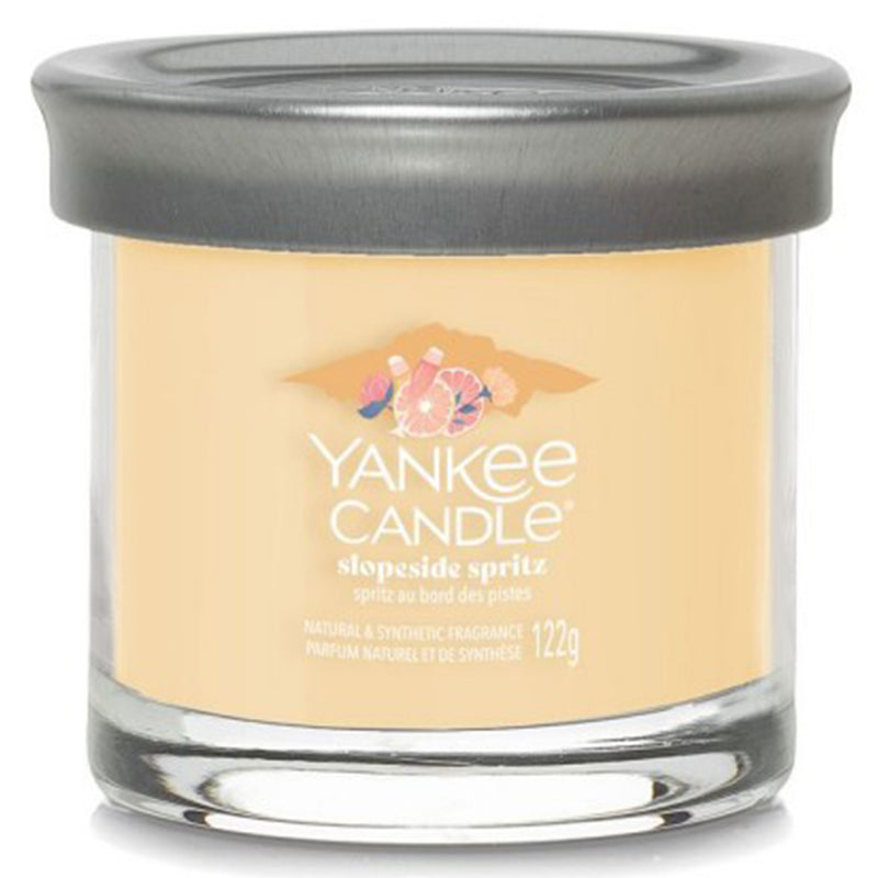 SIGNATURE Lumânare parfumată