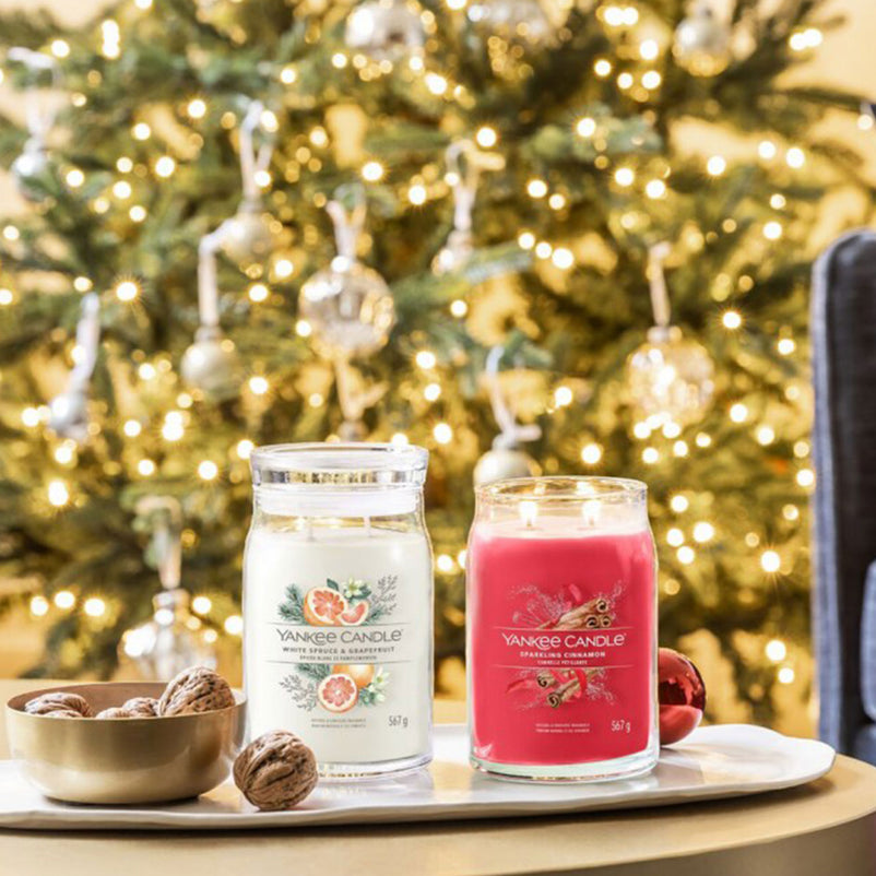 SIGNATURE Lumânare parfumată