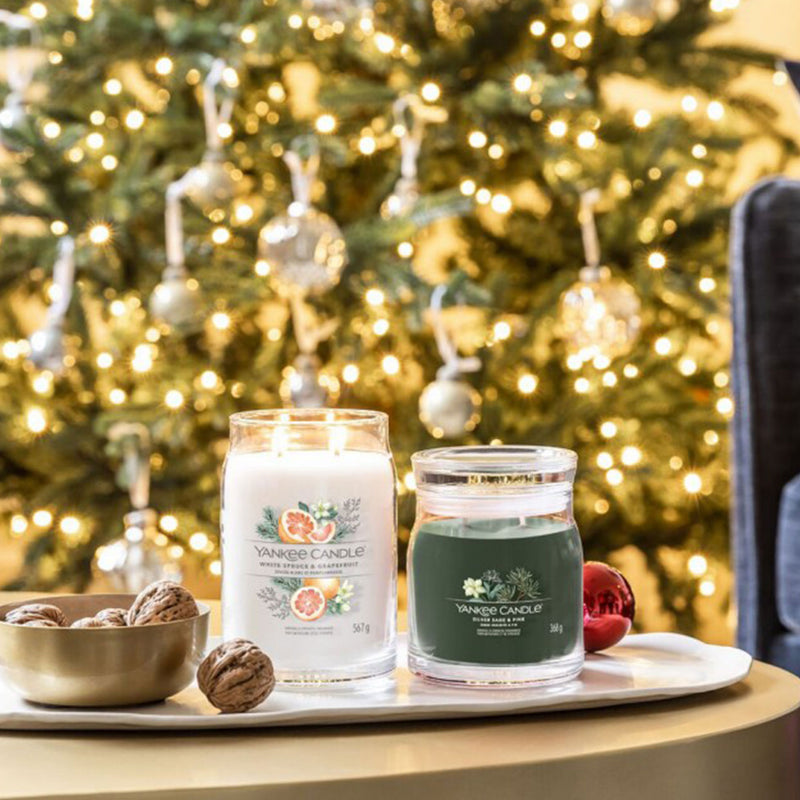 SIGNATURE Lumânare parfumată