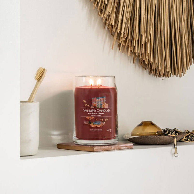 SIGNATURE Lumânare parfumată