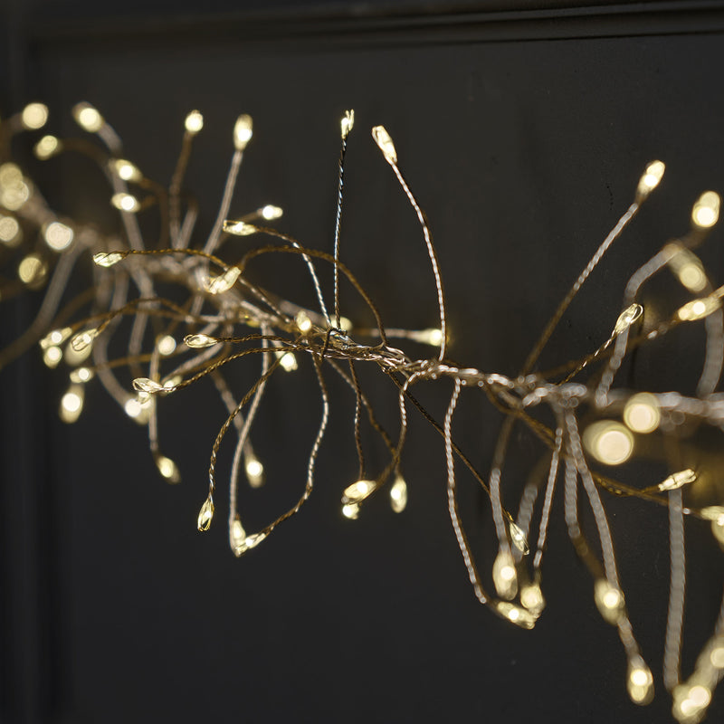 CLUSTER Instalație luminoasă, 1440 LED-uri