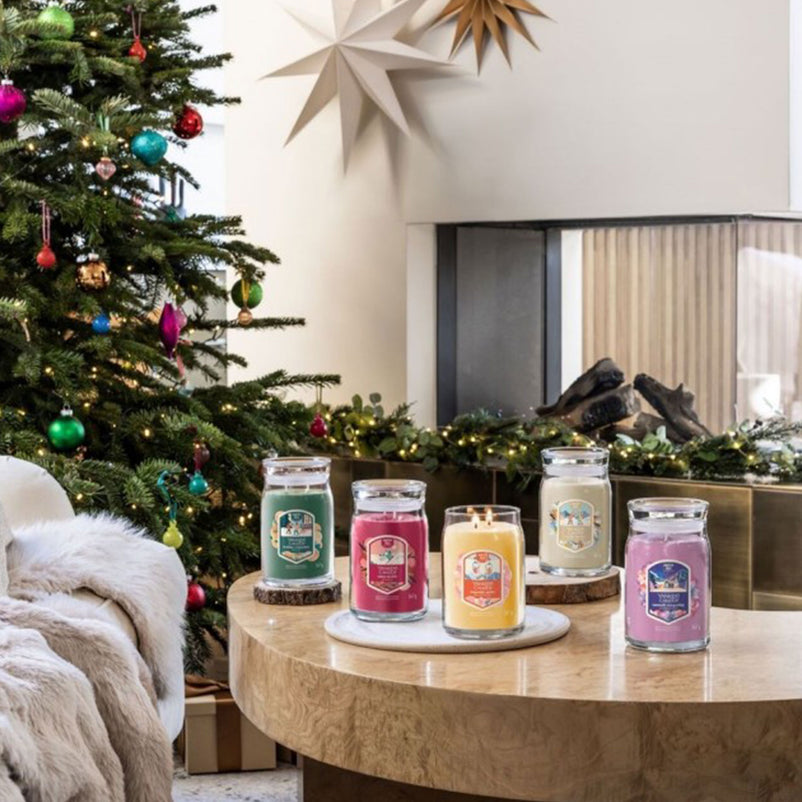 SIGNATURE Lumânare parfumată