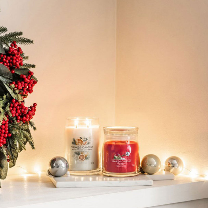 SIGNATURE Lumânare parfumată