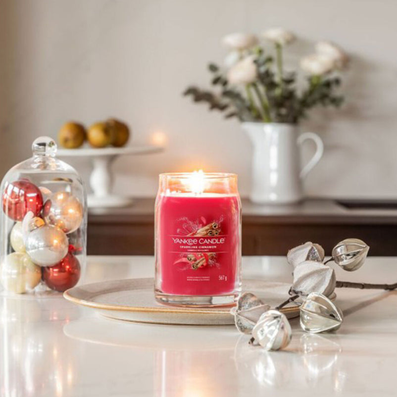 SIGNATURE Lumânare parfumată borcan mediu