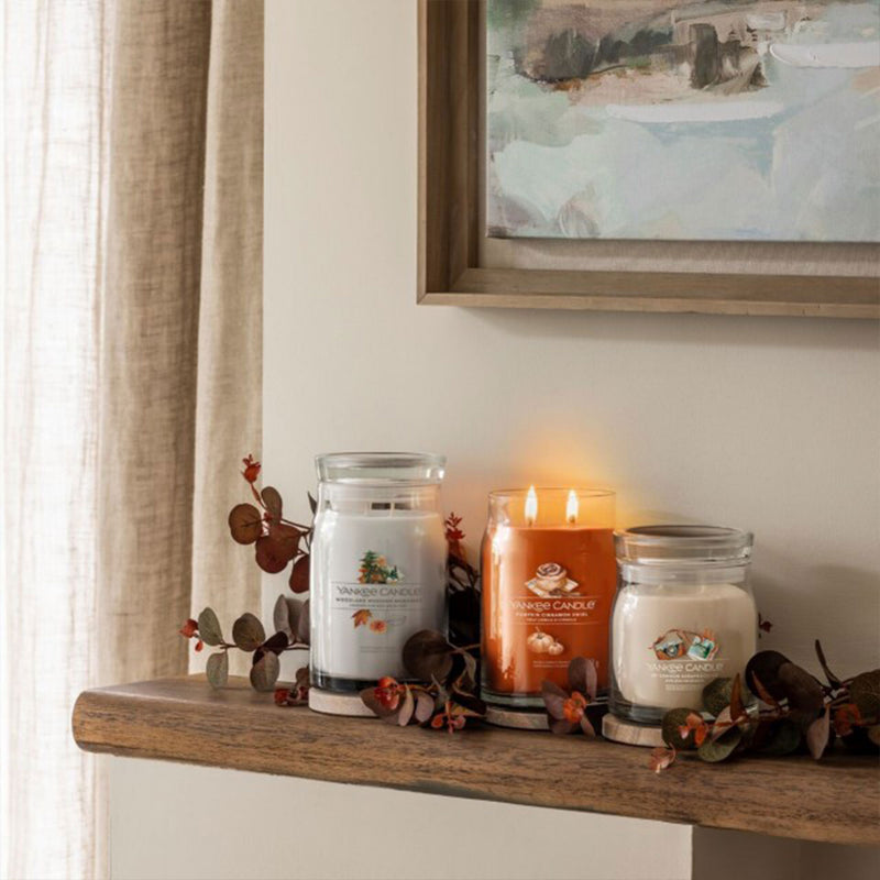 SIGNATURE Lumânare parfumată