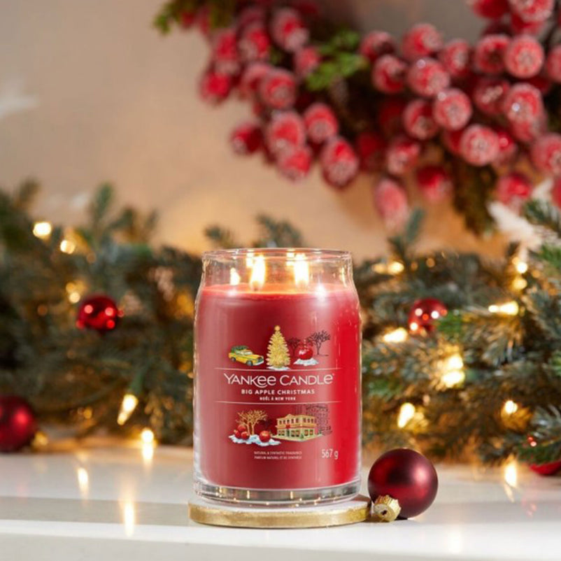 SIGNATURE Lumânare parfumată