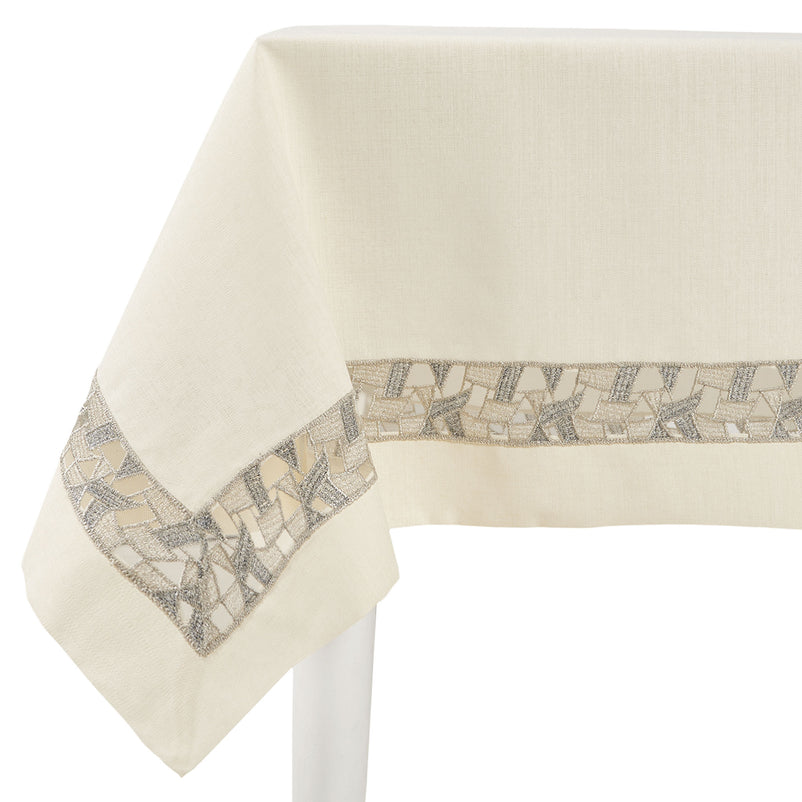 BUSE Față de masă