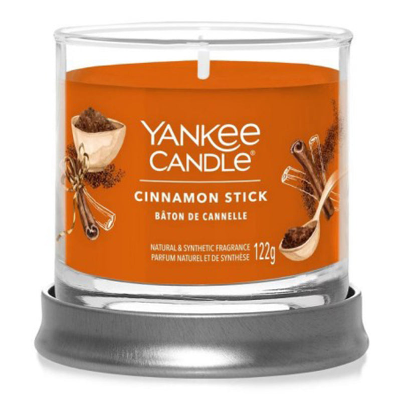 SIGNATURE Lumânare parfumată