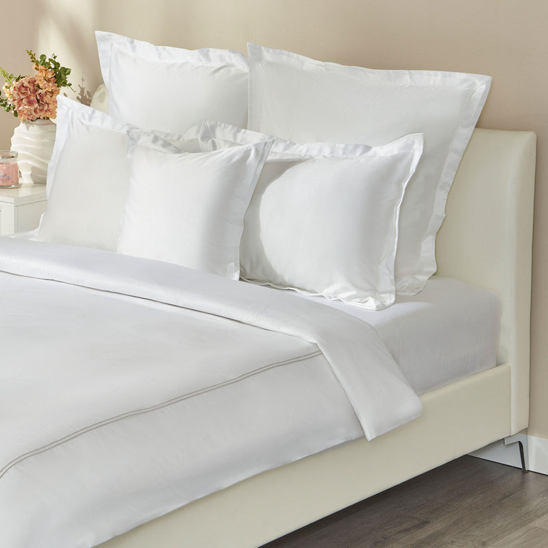 BETTY Cearceaf pilotă