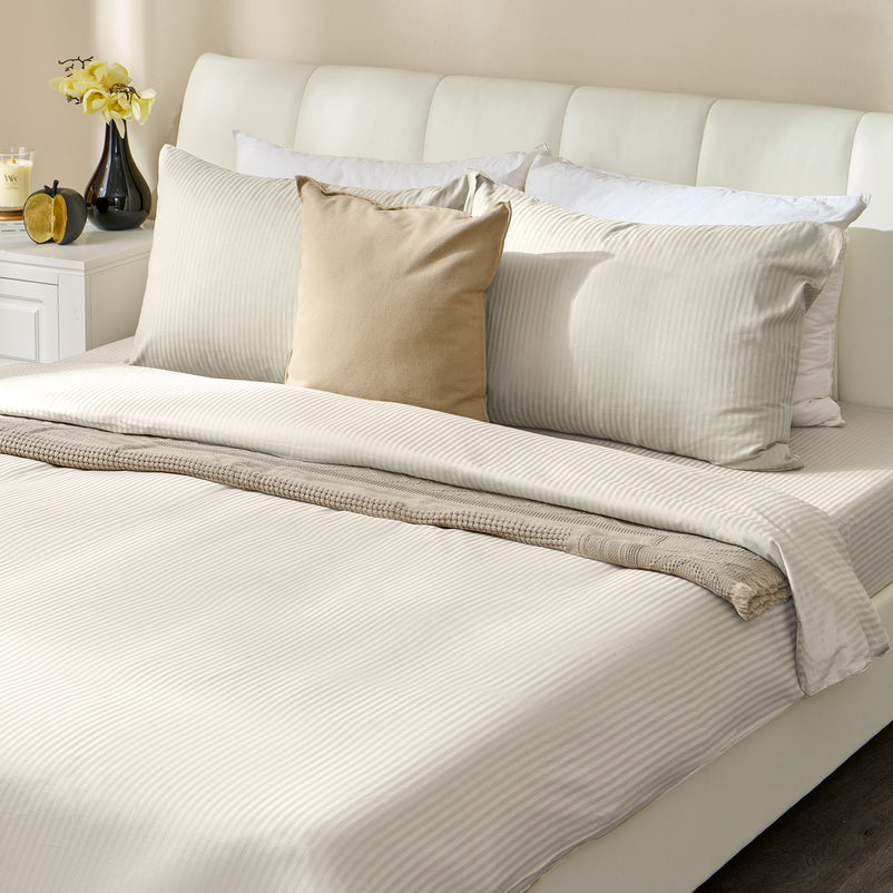 SATIN STRIPE Set așternut 4 piese, 200x220cm