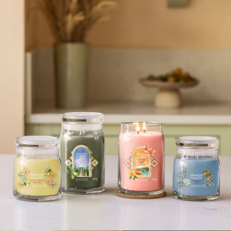 SIGNATURE Lumânare parfumată