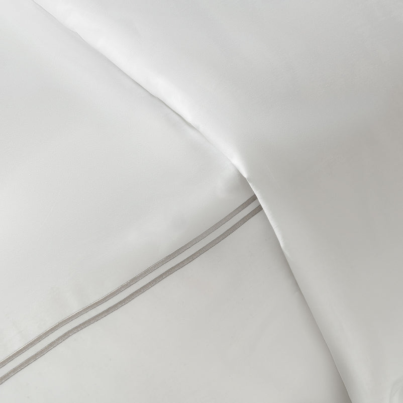 BETTY Cearceaf pilotă