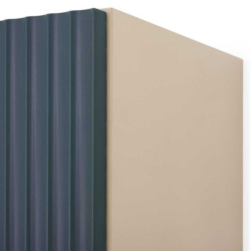 INFINITY Corp suspendat, 1 ușă