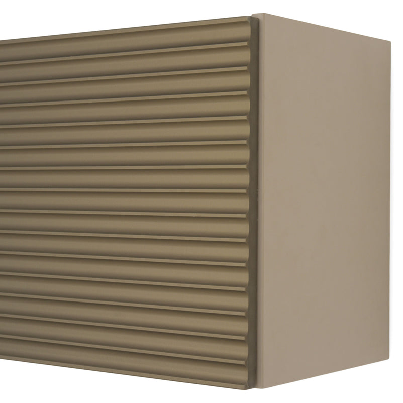 INFINITY Corp suspendat, 1 ușă