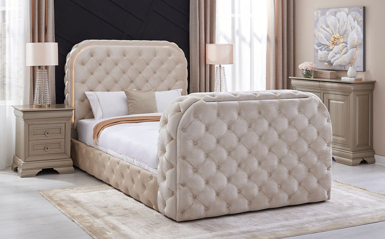 PÂNĂ LA 40% REDUCERE la o selecție de piese de mobilier și canapele cu personalitate de la Mobexpert 