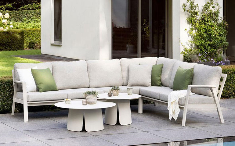 20% REDUCERE la achiziții de minim 1.000 lei dintr-o selecție de mobilier pentru terasă și grădină de la Mobexpert 