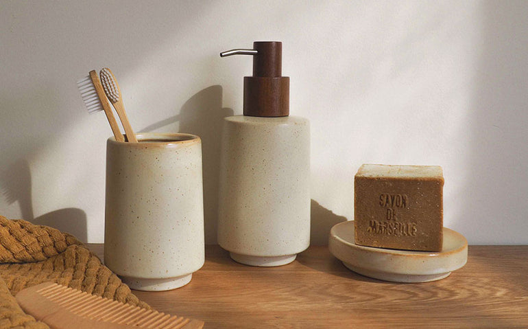 20% REDUCERE la o selecție de accesorii sanitare și textile pentru baie de la Mobexpert 