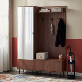 LUCA Ansamblu hol