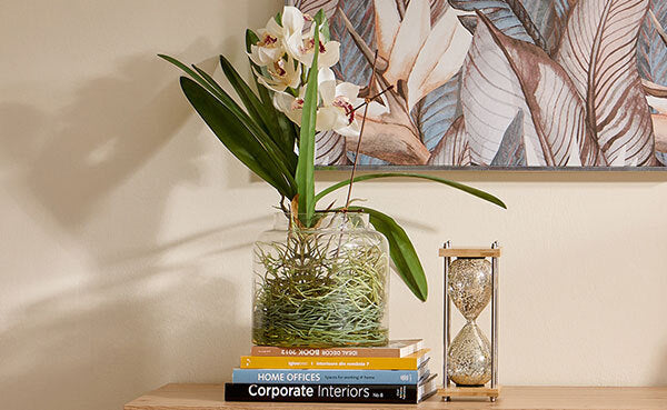 FLORI ȘI PLANTE ARTIFICIALE. Vezi ofertele speciale de la Mobexpert