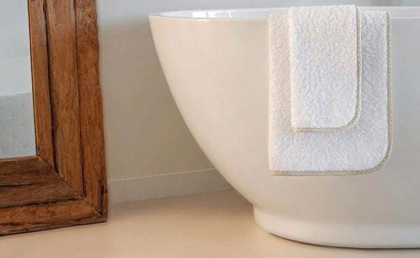 Până la 40% la PENTRU BAIE de la Mobexpert