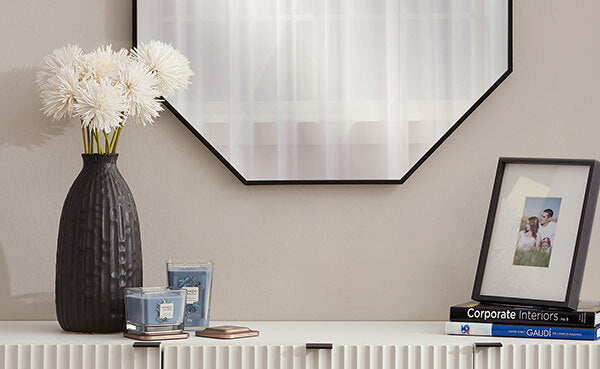 FLORI ȘI PLANTE ARTIFICIALE. Vezi ofertele speciale de la Mobexpert