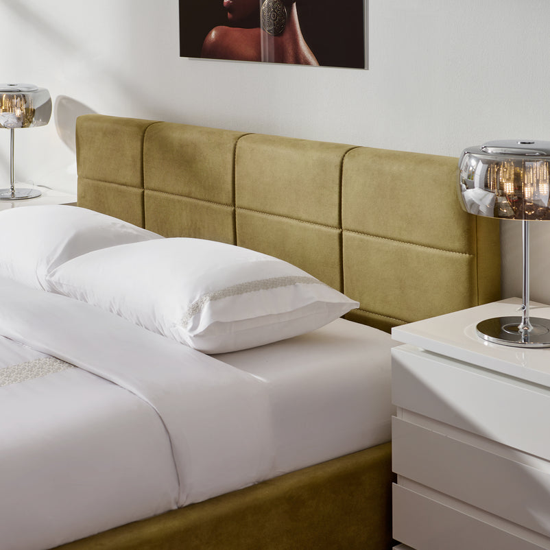 PRAGA Pat tapițat, 160x200cm, somieră rabatabilă și ladă depozitare incluse